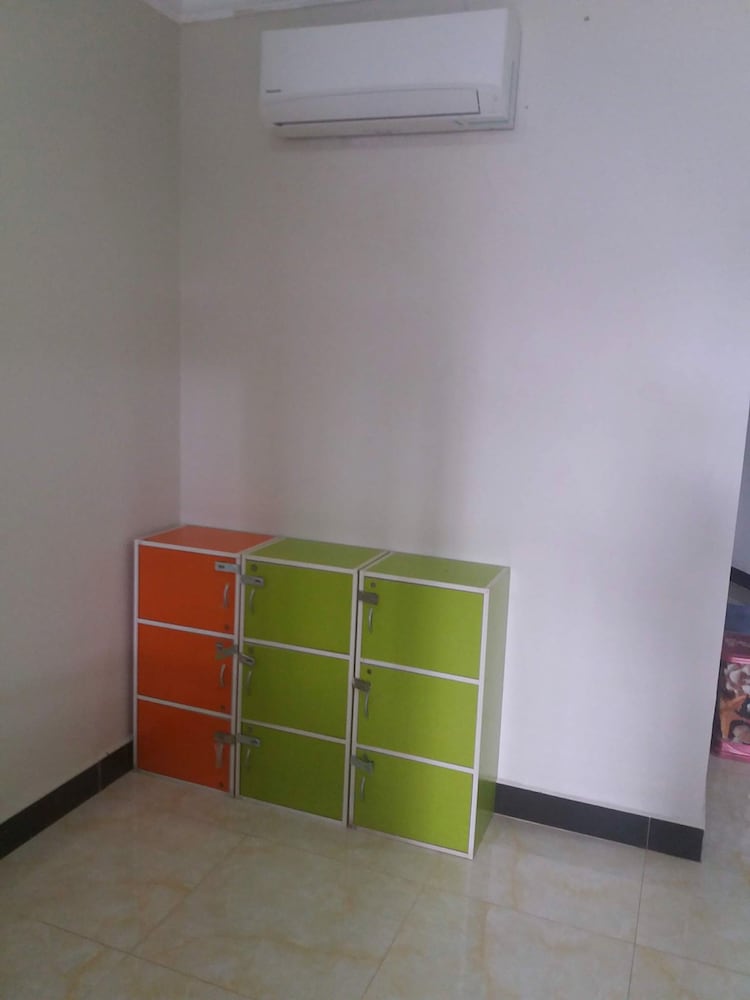 Shared Dormitory (8-Bed with Fan) photo 3