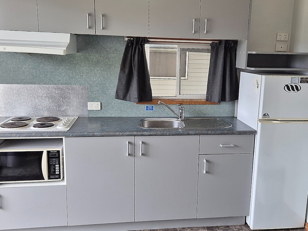 Standard 1 Bedroom Cabin - Not Pet Friendly photo 2