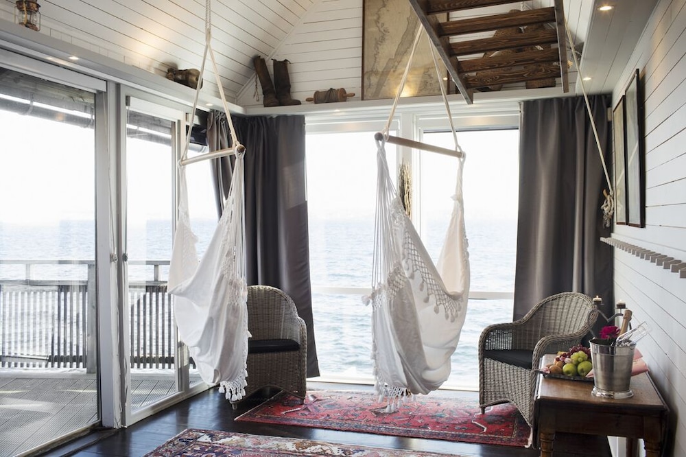 Sea Studio (Inc. Private Jacuzzi) photo 2