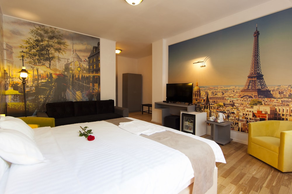 Superior King Room photo 2