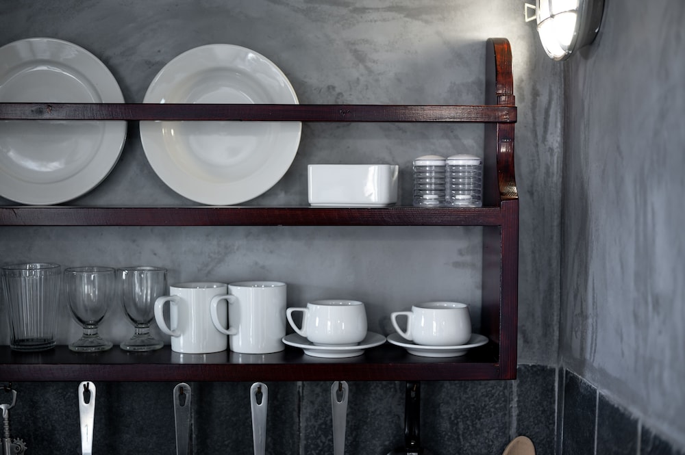 Traditional Studio - Photo 59