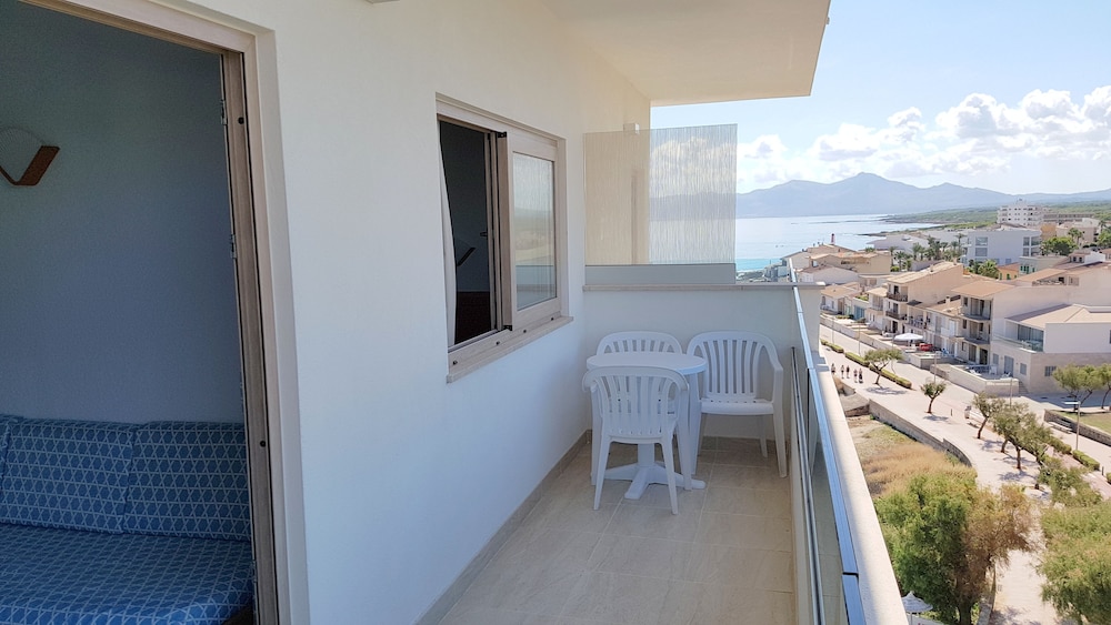 Apartment, 1 Bedroom, Balcony photo 3