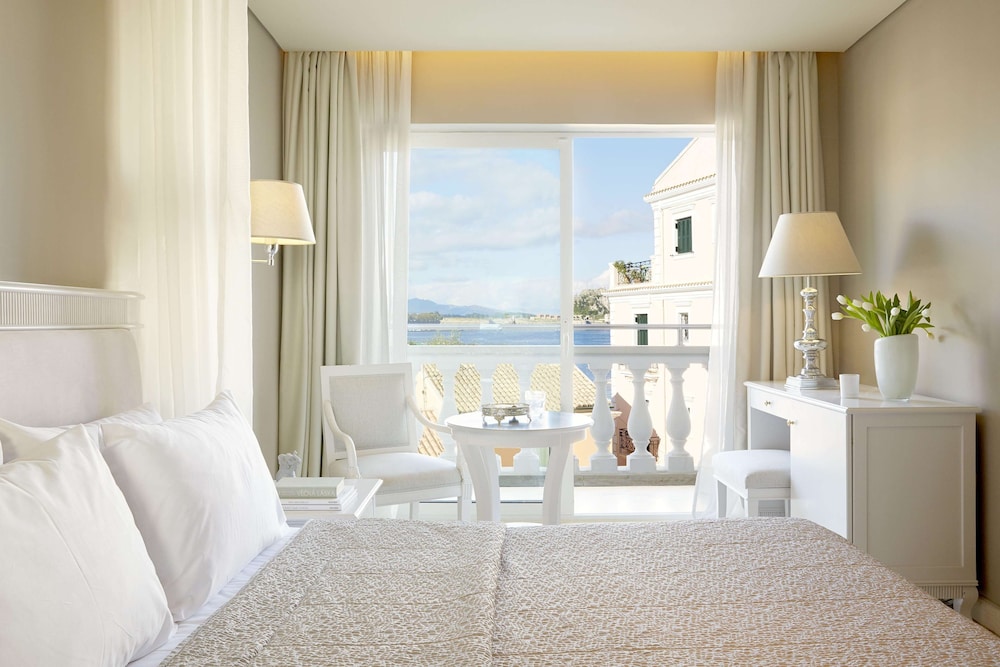 Deluxe Room Side Sea View photo 3