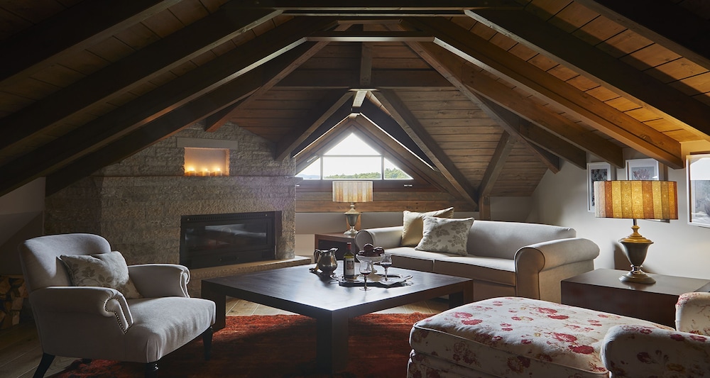 Attic Suite photo 2