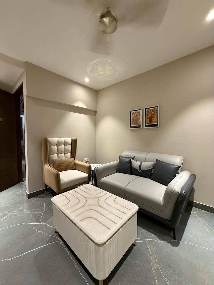 Executive Room - Photo 4