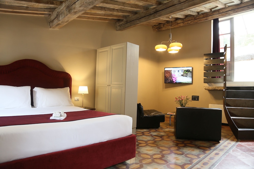 Double Room, Balcony (Demidoff)