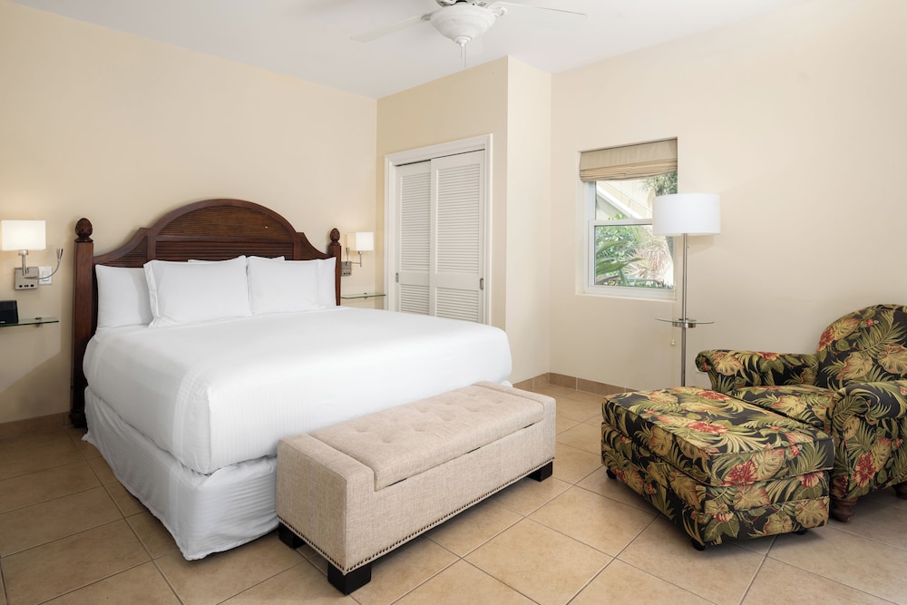 Bungalow, 2 Bedrooms, Lanai - Photo 3