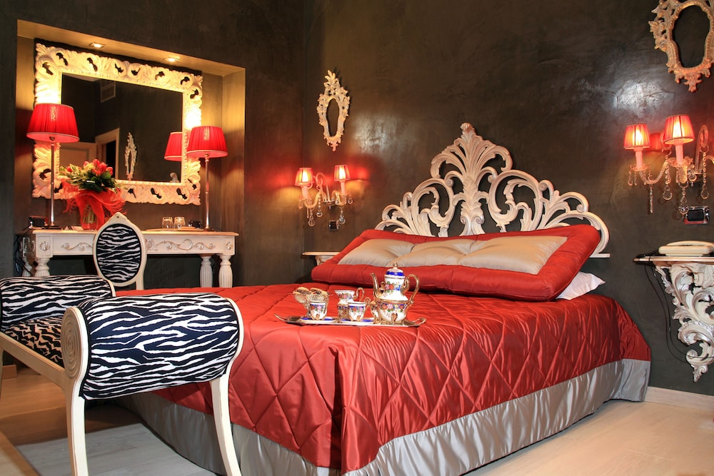 Double Room - Photo 19