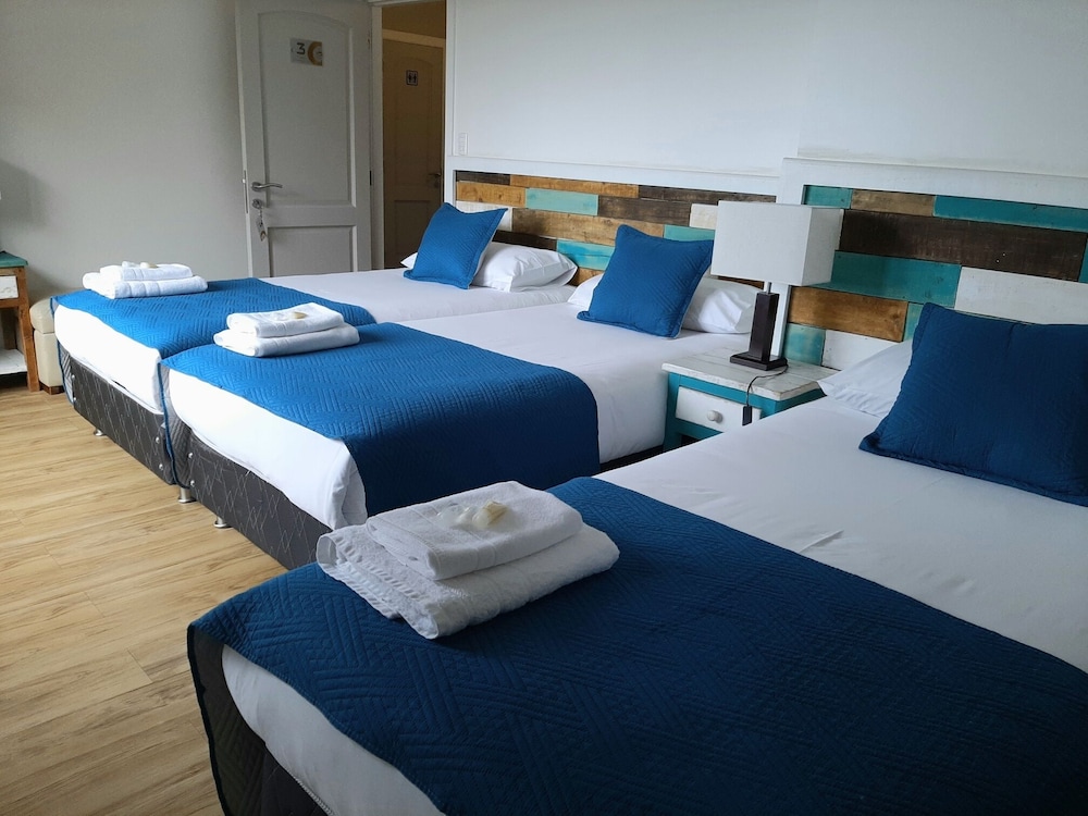 Design Triple Room, 1 Bedroom photo 3