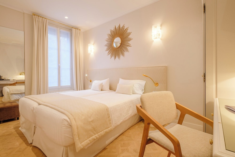Superior Twin Room photo 2