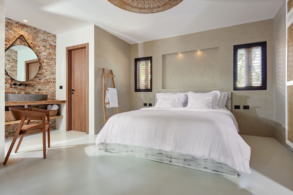 Deluxe Villa, Multiple Bedrooms photo 2