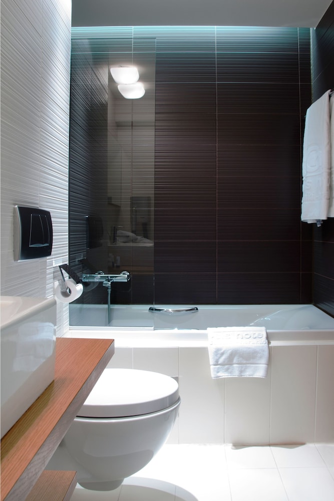 Executive Room - Photo 9
