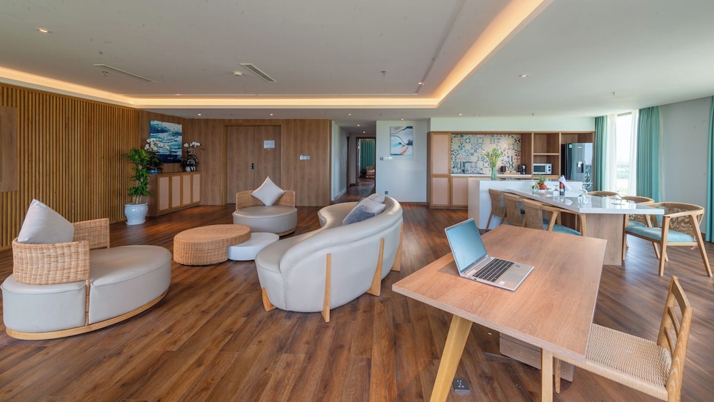 Penthouse with Daily Afternoon tea at VIP Lounge - Photo 4