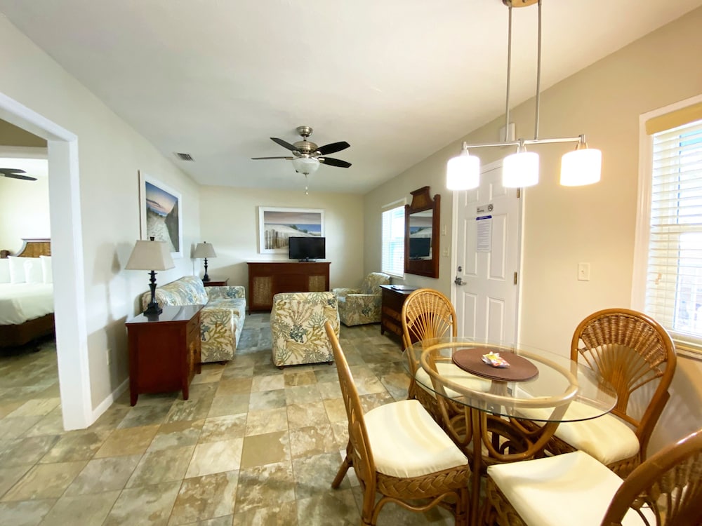2 bedroom (NW-E) photo 1