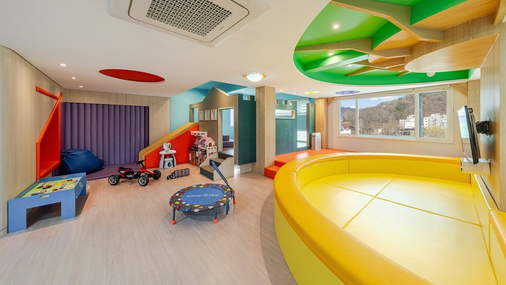 Basic Room, 1 Bedroom (Room A201 (Luxury Kids Pool Villa)) - Photo 1