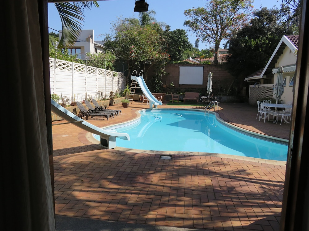 Deluxe Room, Pool View (Family) photo 3