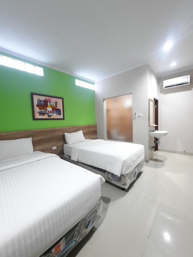 Deluxe Twin Room - Photo 3