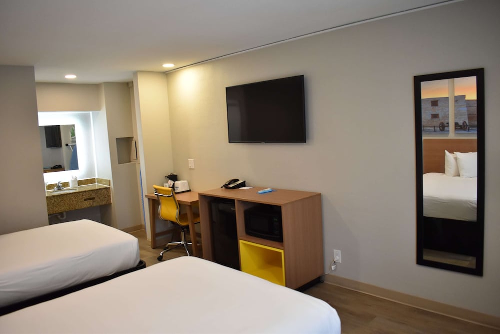 Double Room, 2 Double Beds - Photo 3