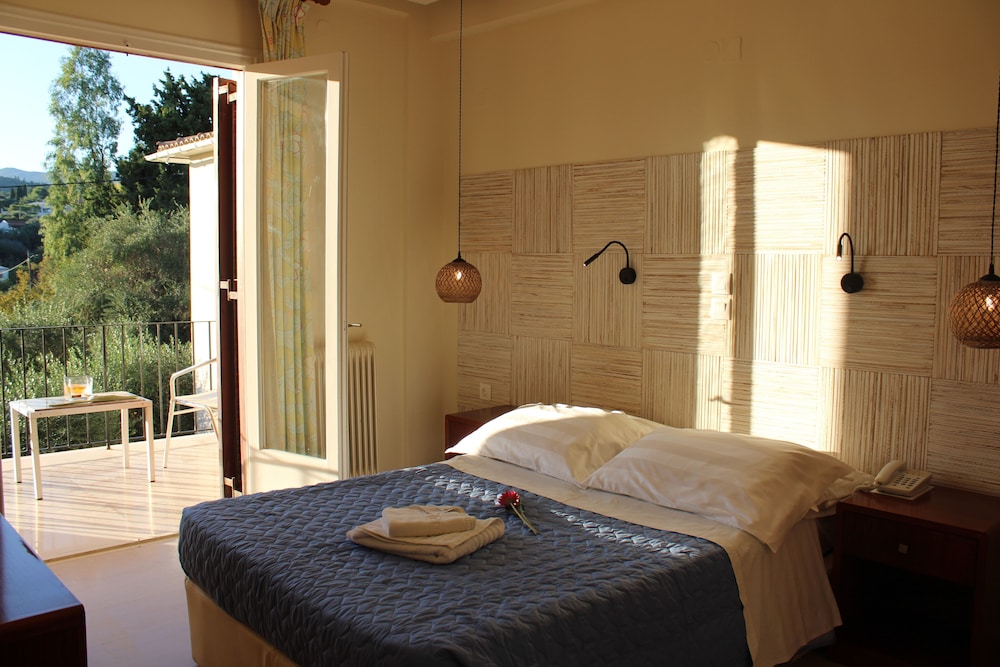 Double Room, Balcony, Mountain View - Photo 3