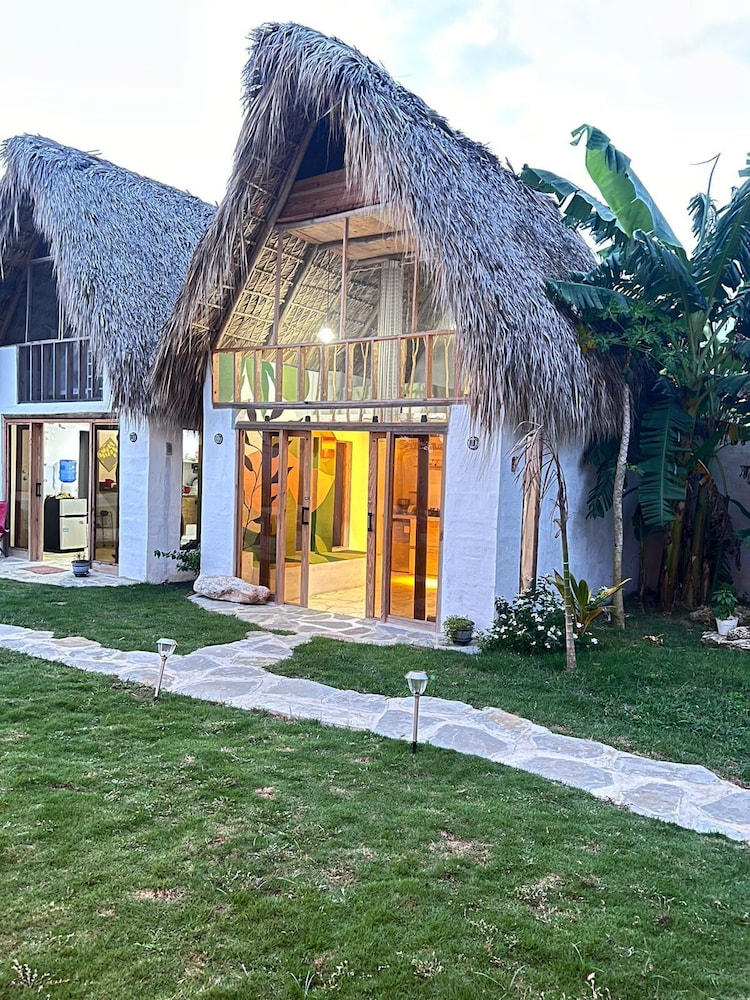 Deluxe Cabin, Pool View photo 2