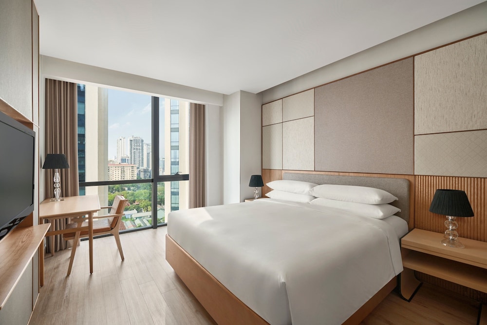 Apartment, 3 Bedrooms, City View