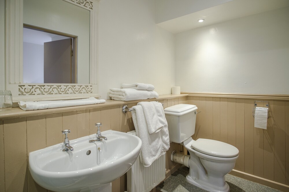 Basic Double Room, Ensuite
