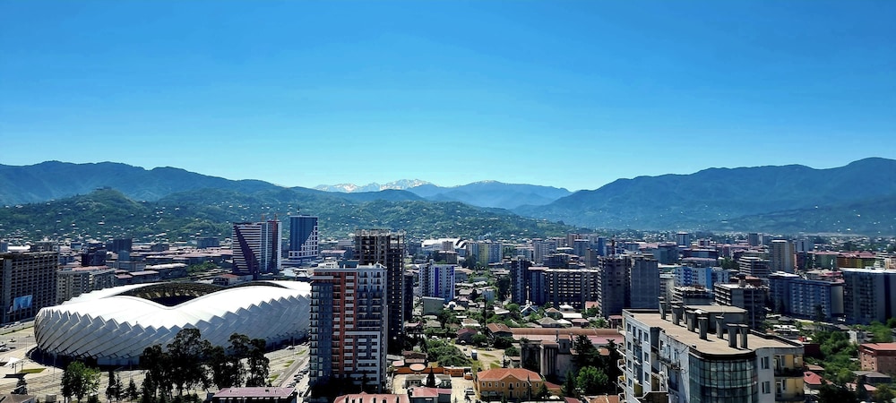A/24/192 Paris in Batumi