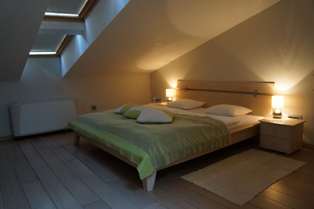 Standard Room, 1 Queen Bed, Non Smoking