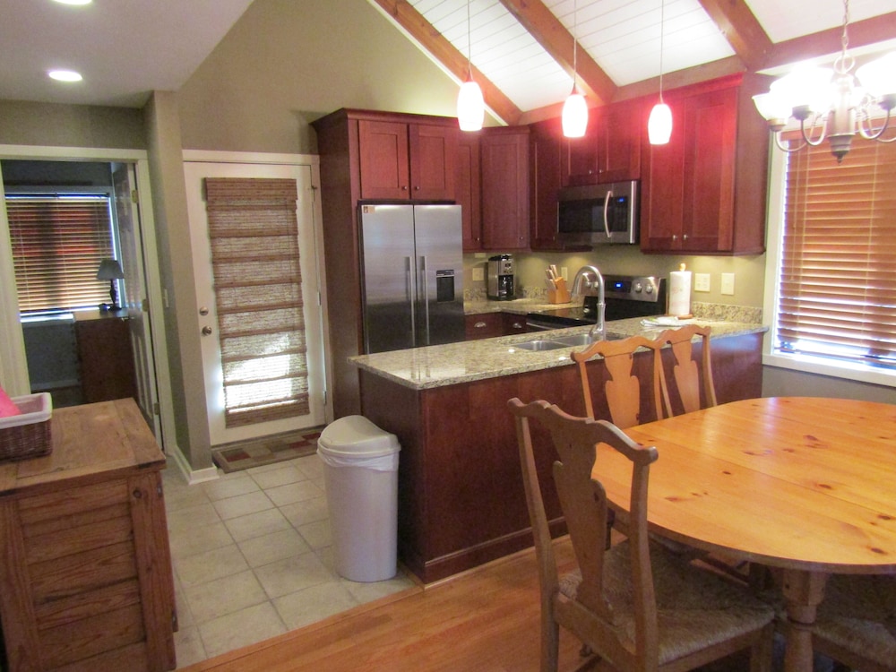House, 3 Bedrooms photo 2