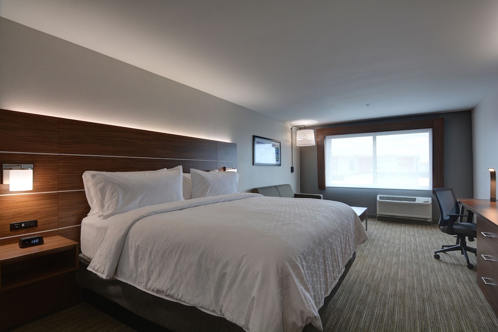 Suite, 1 Queen Bed (Additional Living Area) - Photo 1