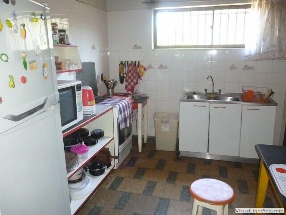 House, 3 Bedrooms photo 3