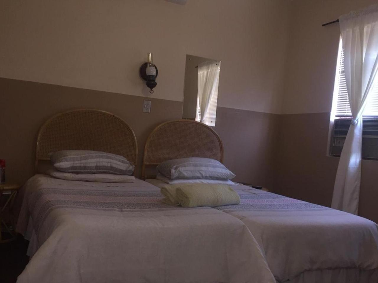 Standard Twin Room photo 1
