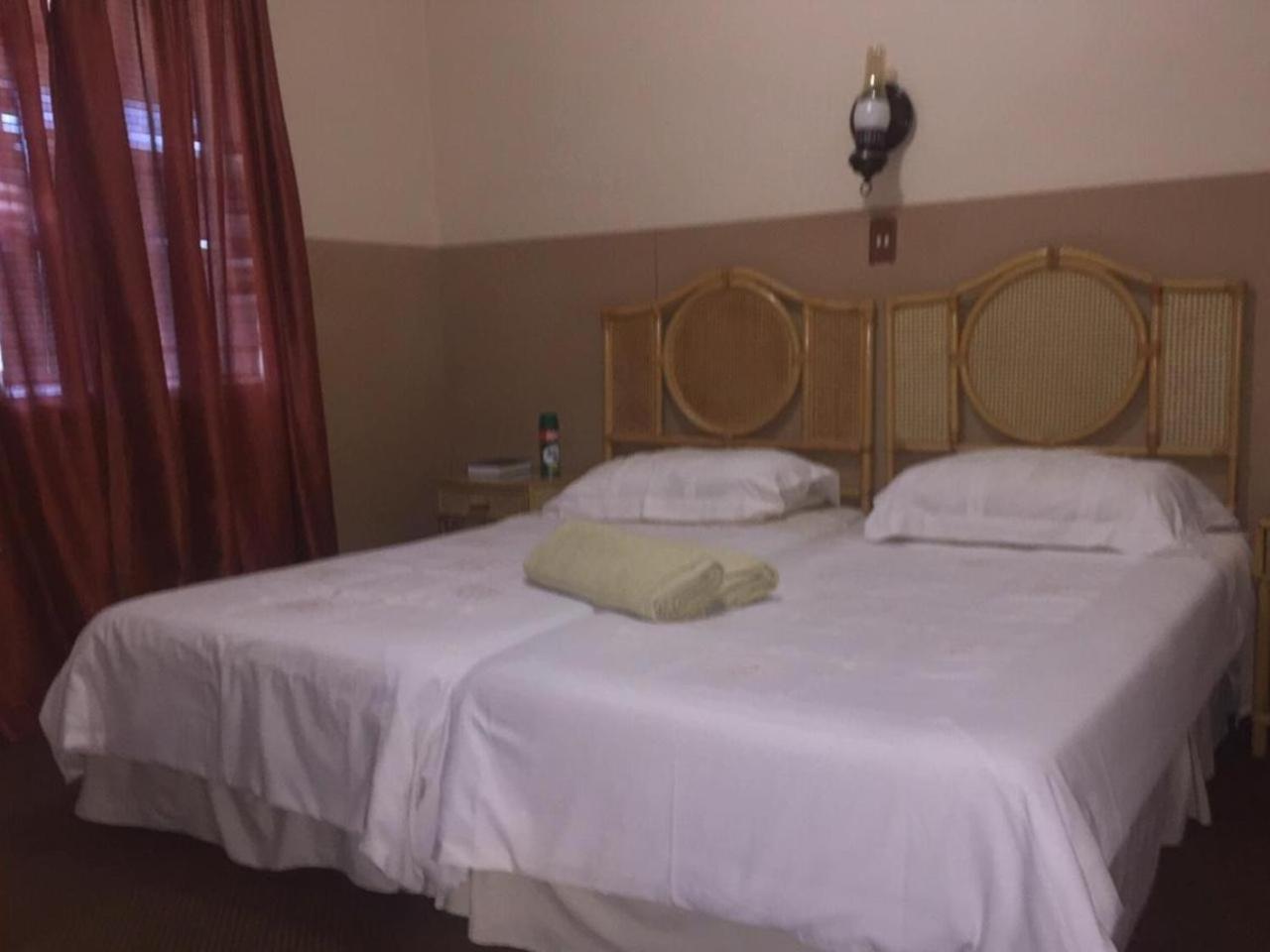 Standard Twin Room photo 2