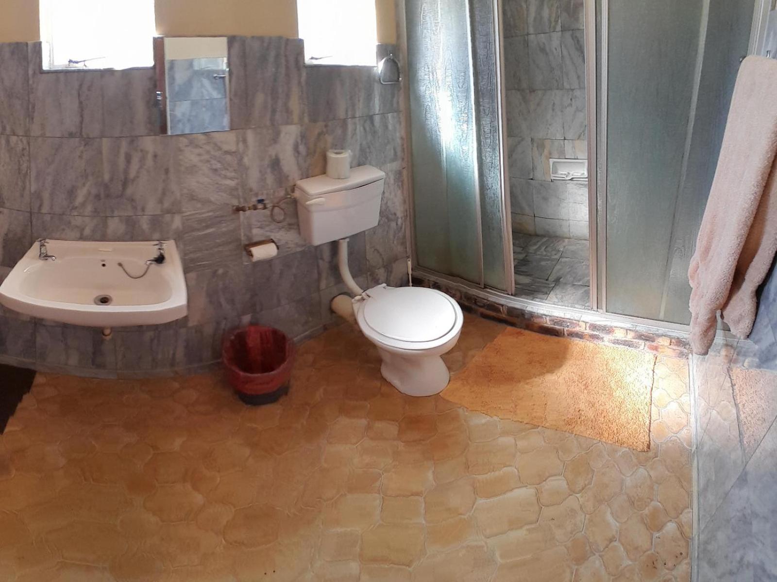Standard Triple Room photo 3