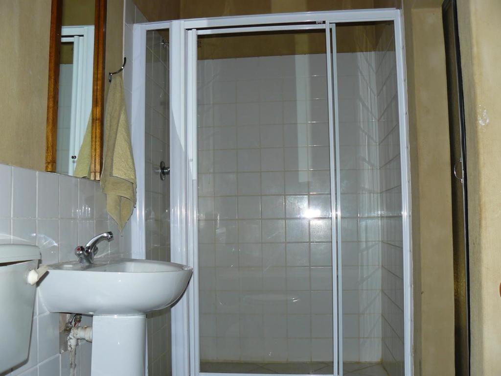 Standard Single Room photo 2