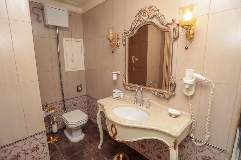 Standard Room, Annex Building - Photo 10