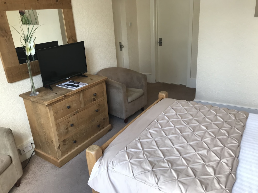 Standard Room, 1 Double Bed (no pets allowed) - Photo 13