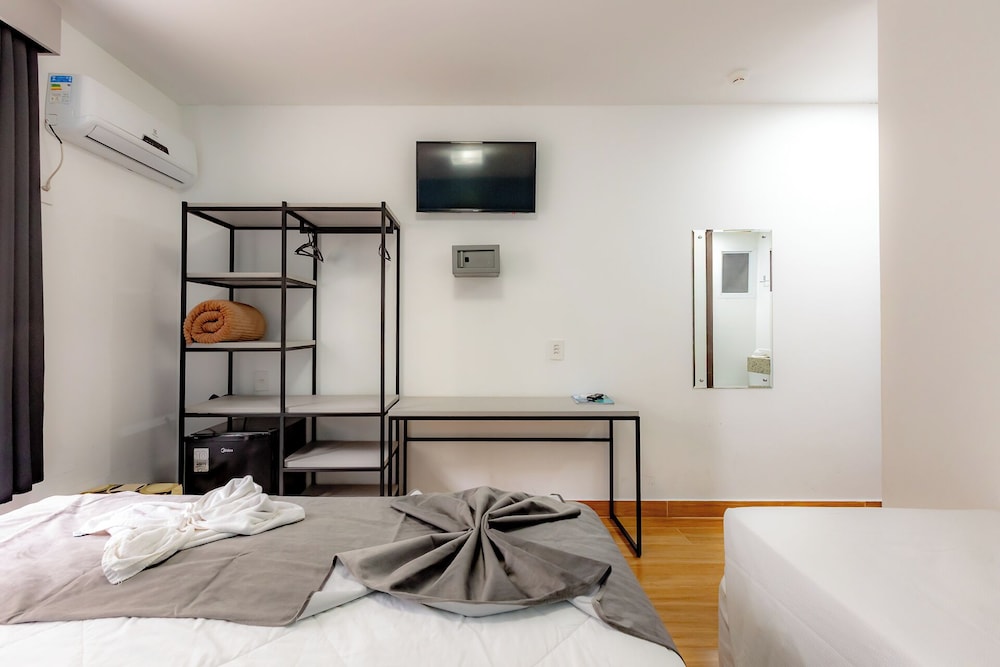 Superior Triple Room, Multiple Beds - Photo 2