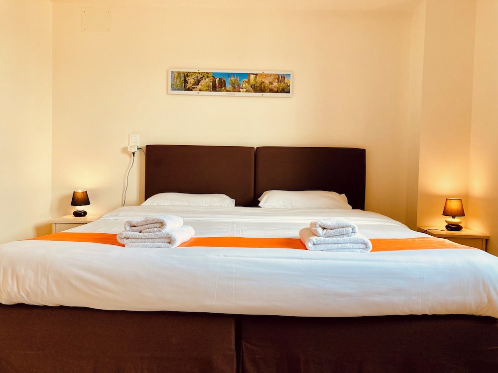 Classic Double Room, 1 Double or 2 Twin Beds