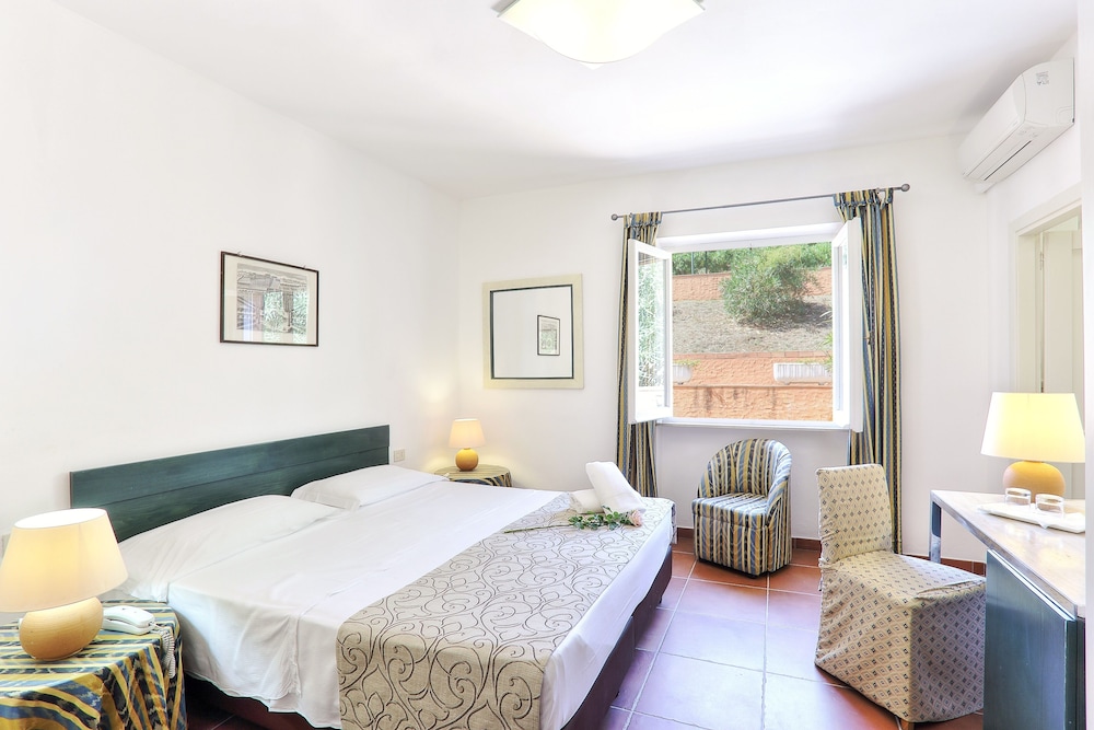 Superior Triple Room photo 1