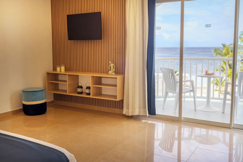 Double Room, Sea View - Photo 3