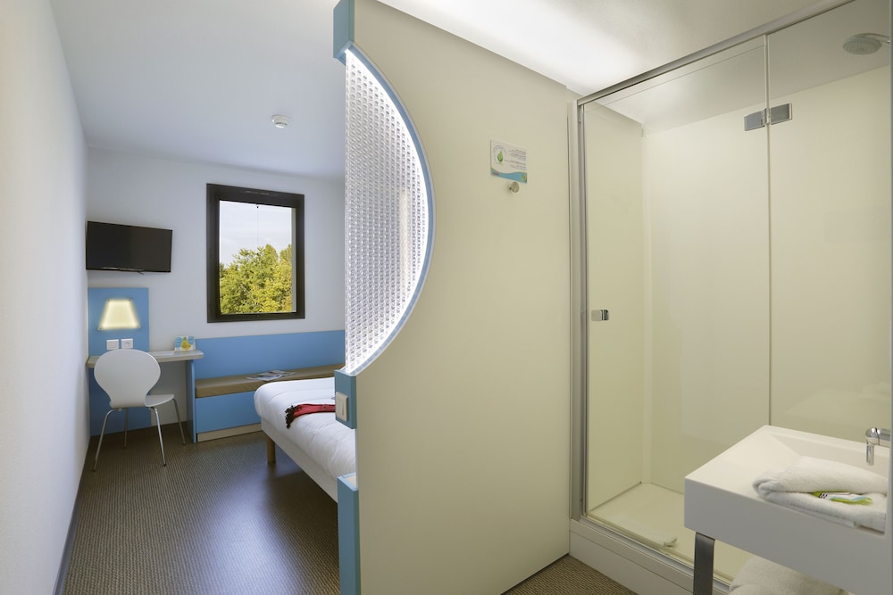 Standard Twin Room photo 3