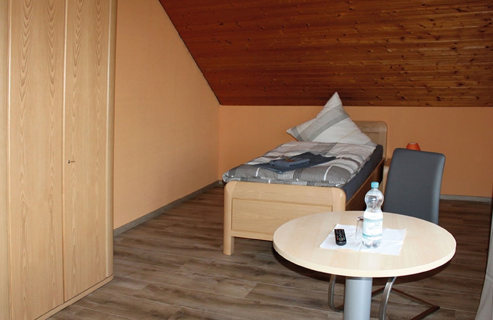 Single Room photo 1