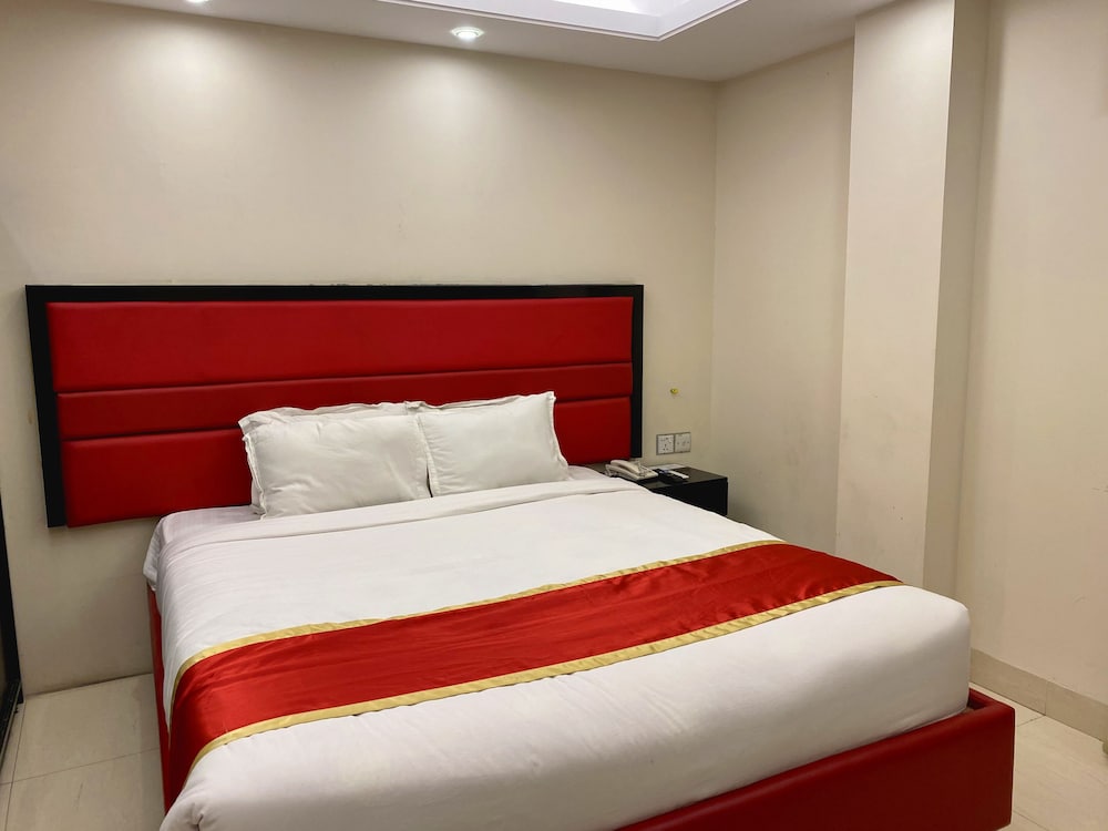Premium Single Room photo 2
