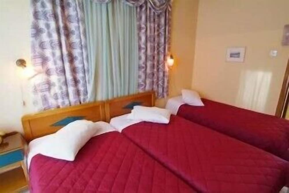 Triple Room, City View