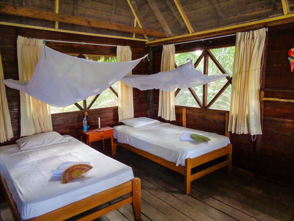 Bungalow, 2 Twin Beds, Terrace, Garden Area photo 2