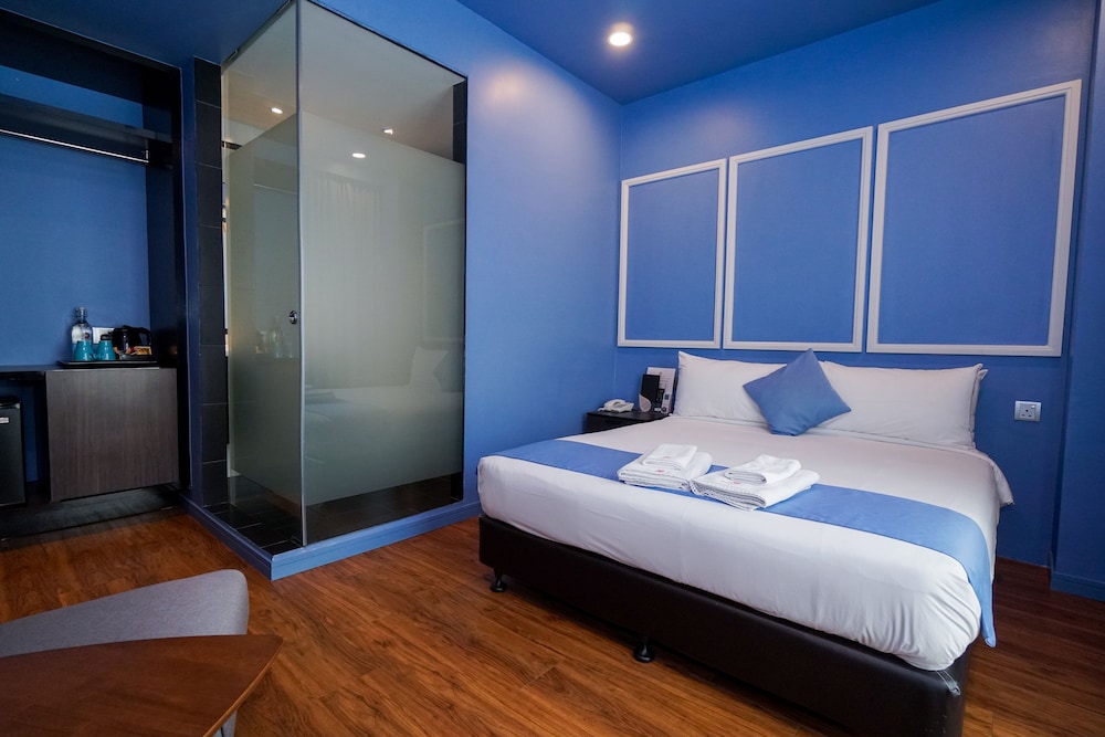 Deluxe Room, 1 Queen Bed