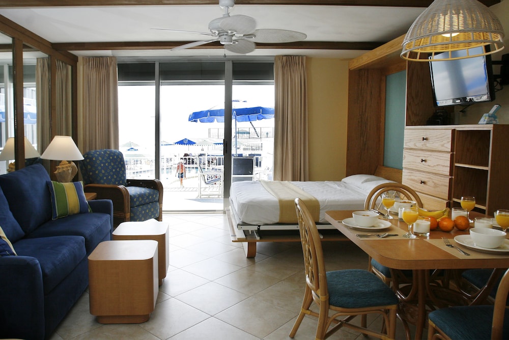 Studio, Balcony, Ocean View (Sunward) photo 1