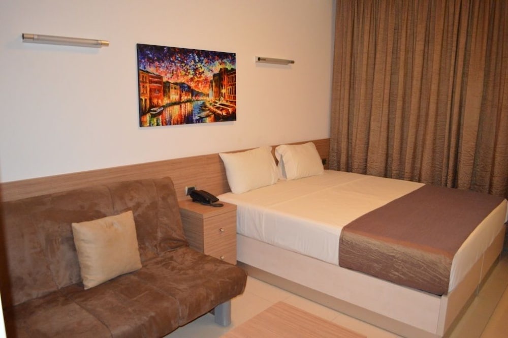 VIP King Size Bedroom