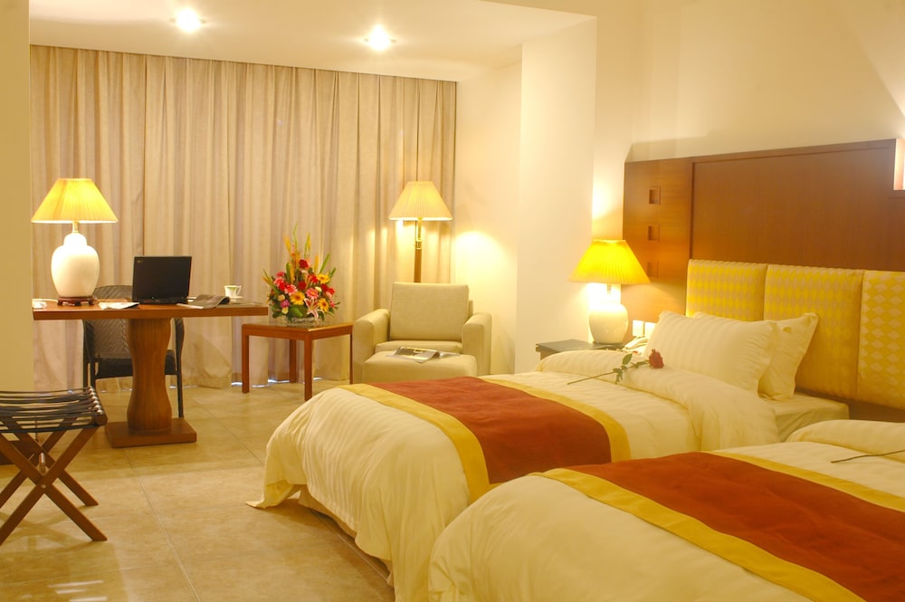 Deluxe Twin Room photo 3